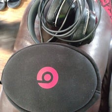 Beats by Dr. Dre BeatsX Headphones in Black