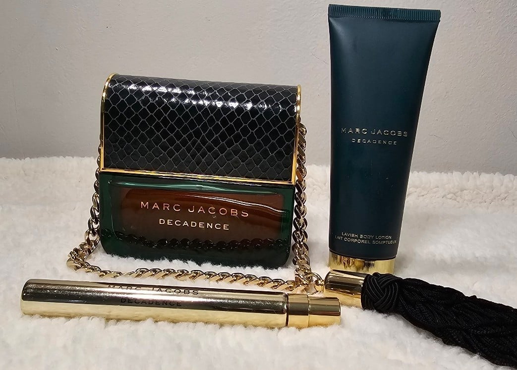 Marc Jacobs Decadence 3.4 EDP 3 PC Set