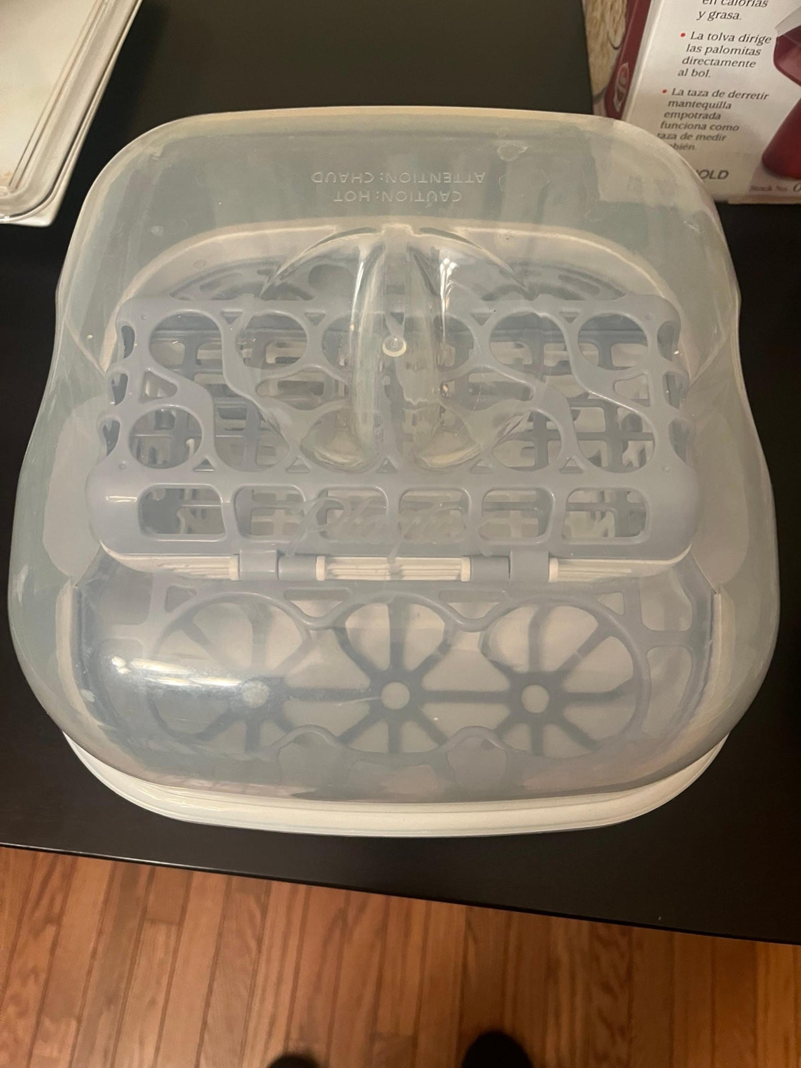 Bottle and accessories stream sanitizer