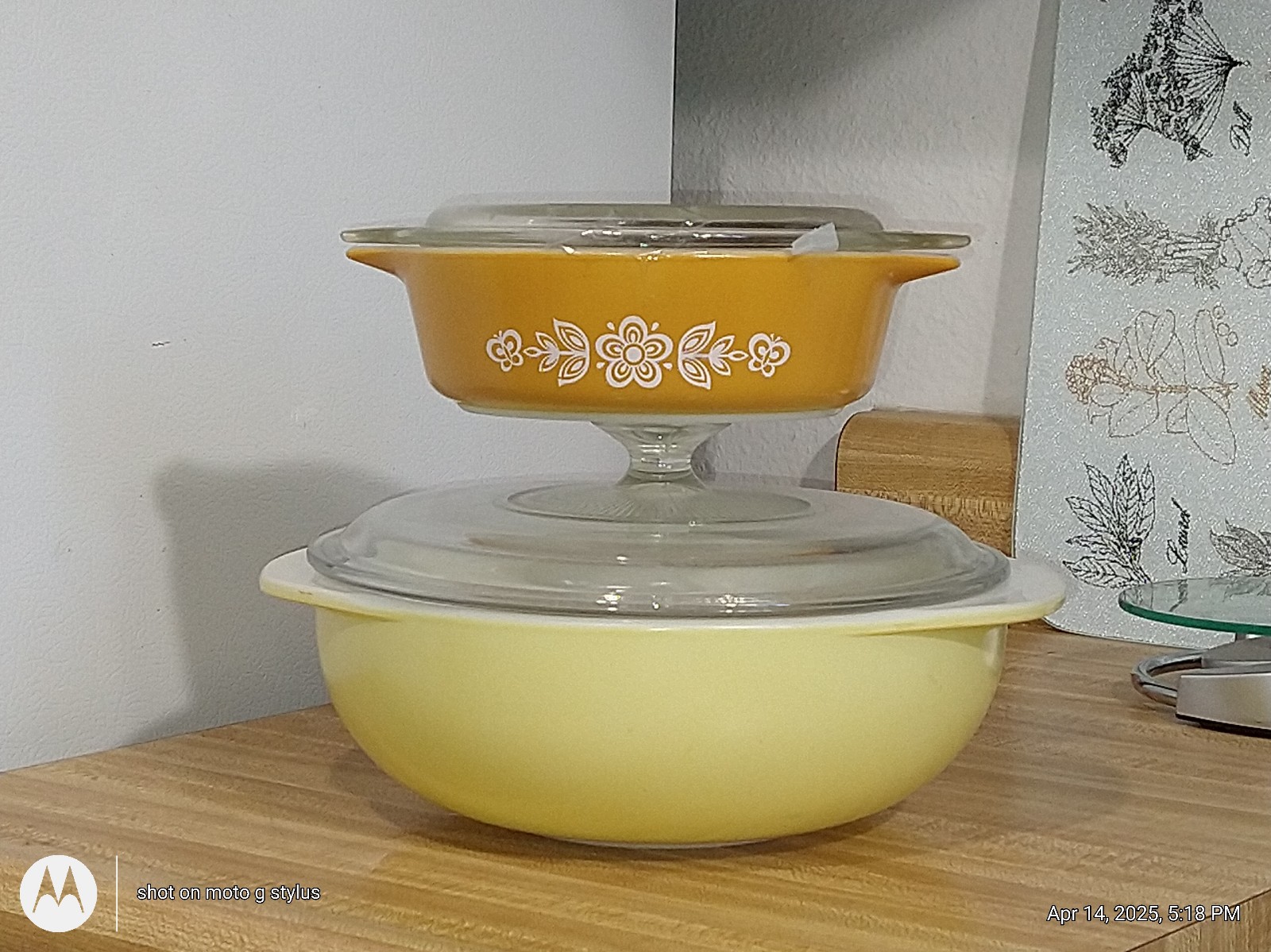 Vintage ( 1960's & 70's ) Pyrex casseroles.