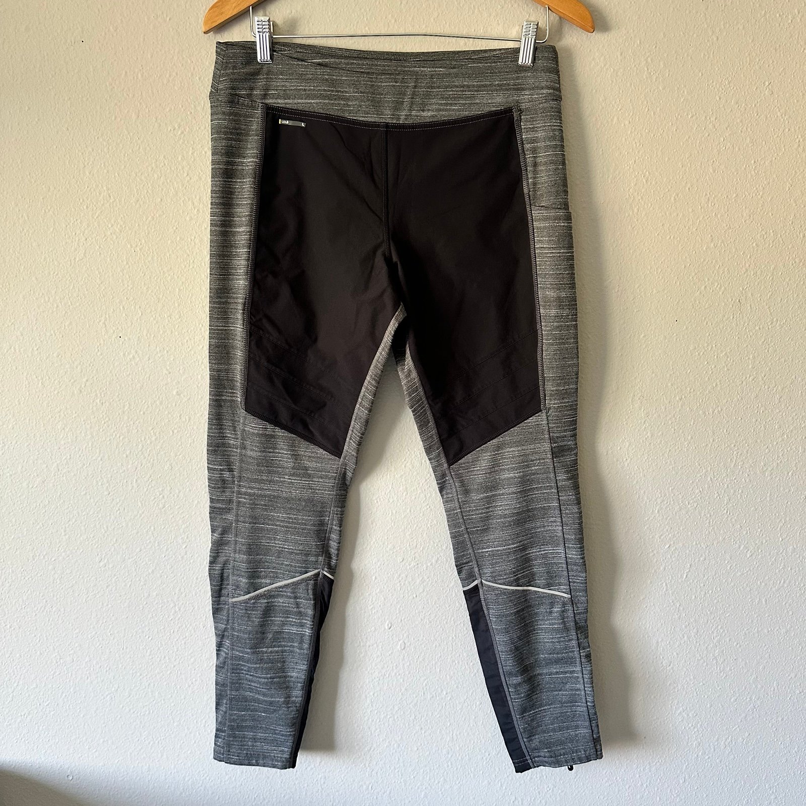 Lolë Black & Grey Leggings Size Large