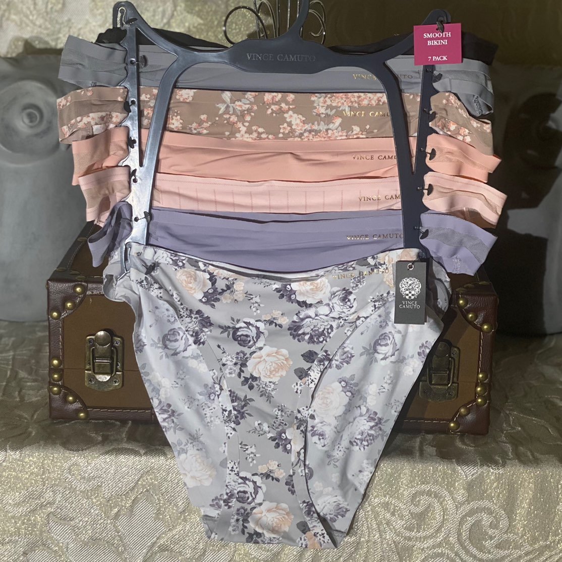 Vince Camuto Smooth Bikini - Large