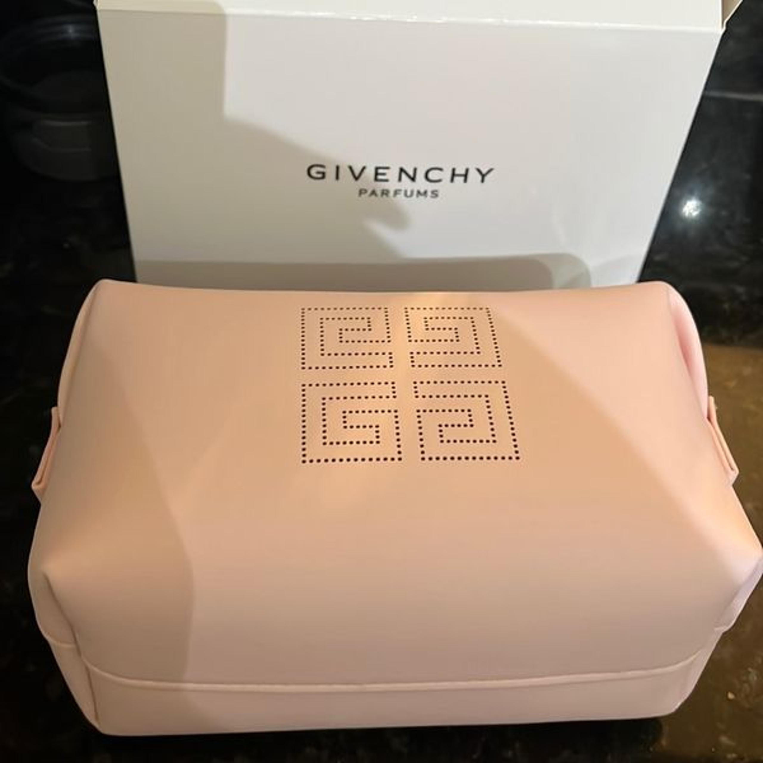 Givenchy Pink Vegan Leather Beauty Case Clutch silver zipper front Logo embossed