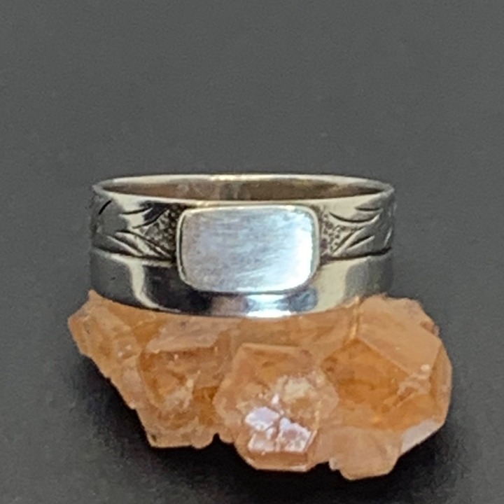 Vintage Sterling Silver Hand Engraved Signet Ring w/ Rectangle Panel Size 7 Vintage Sterling Silver Hand Engraved Signet Ring w/ Rectangle Panel Size 7