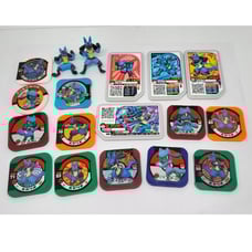 Riolu Lucario Lot figures Pokemon Center Tomy Bandai Coin Toys Tretta Cards Holo