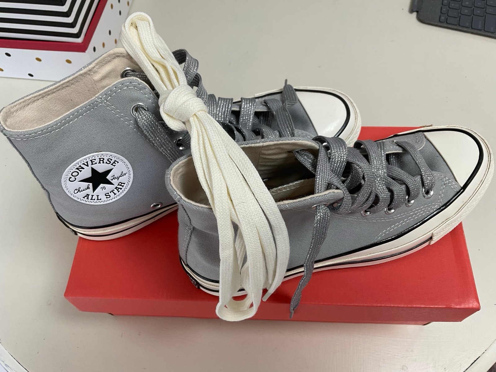 Converse Chuck 70 Hi-Top - Women’s size 8.5 - Men’s size 6.5