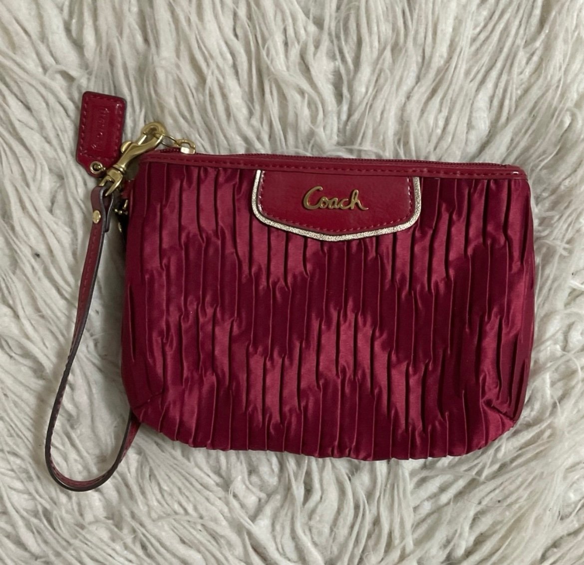 Coach Ashley Wine Red Zip Around Gathered Satin Y2K 2000s Wristlet Bag EUC