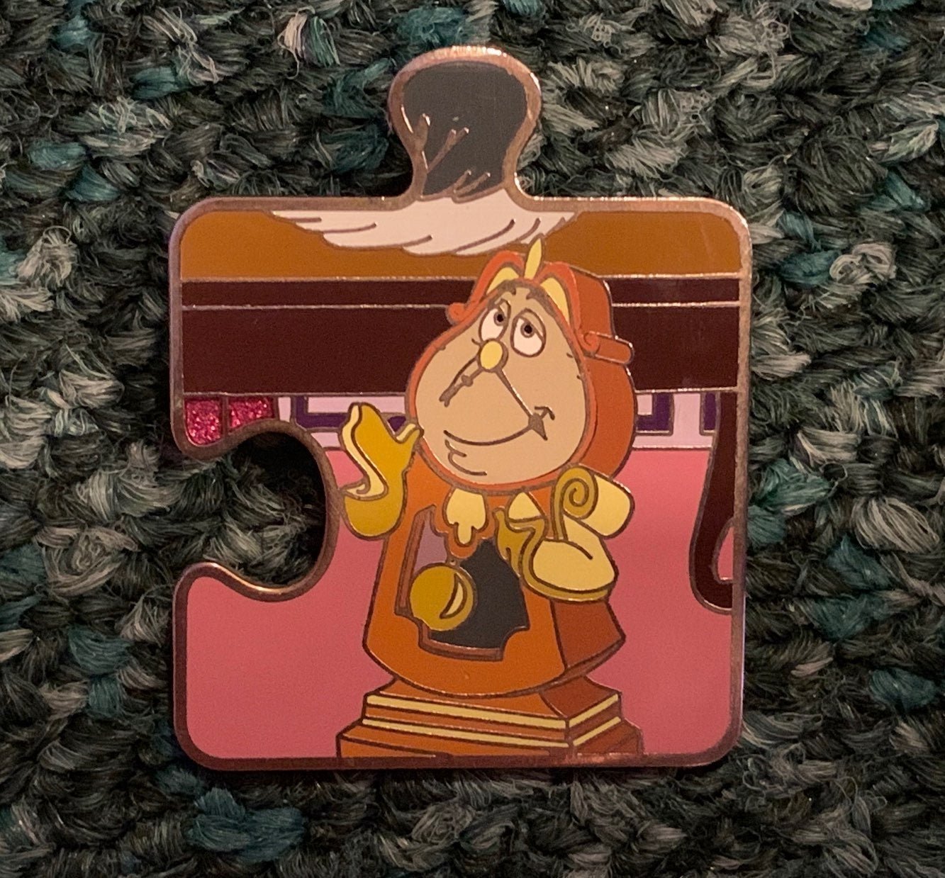 DISNEY PIN COGSWORTH PUZZLE LIMITED EDITION 900 FROM BEAUTY AND THE BEAST