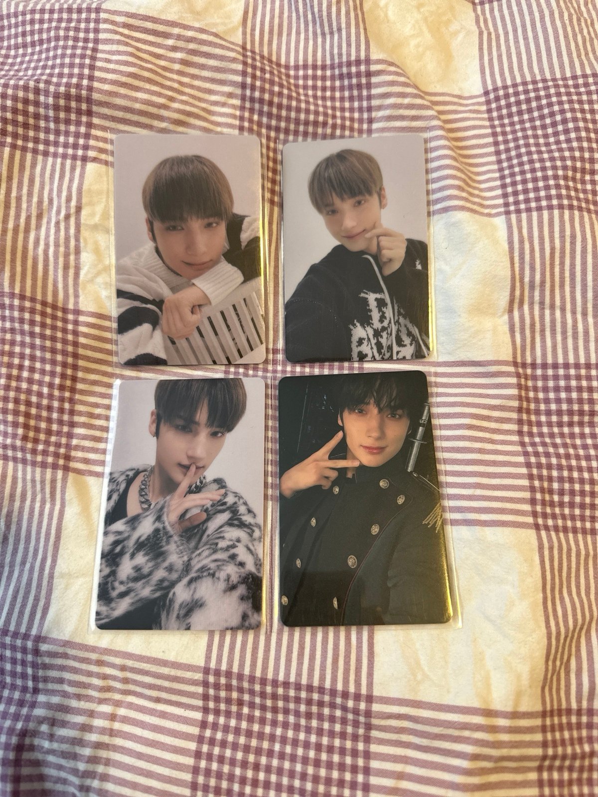 Txt huening Kai lucky draw photocard Thursdays child and sweet mirage
