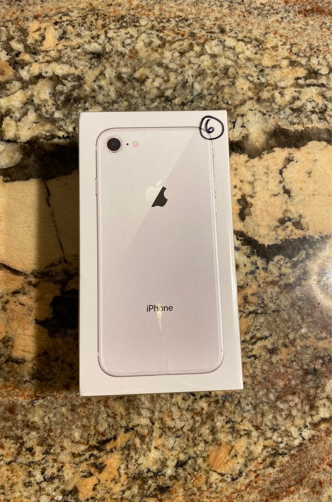 Apple iPhone 8 64 GB in Silver