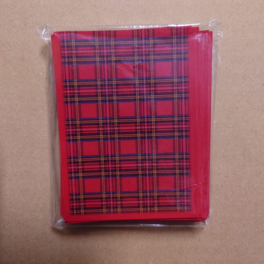 Checkered pattern, red, sleeve