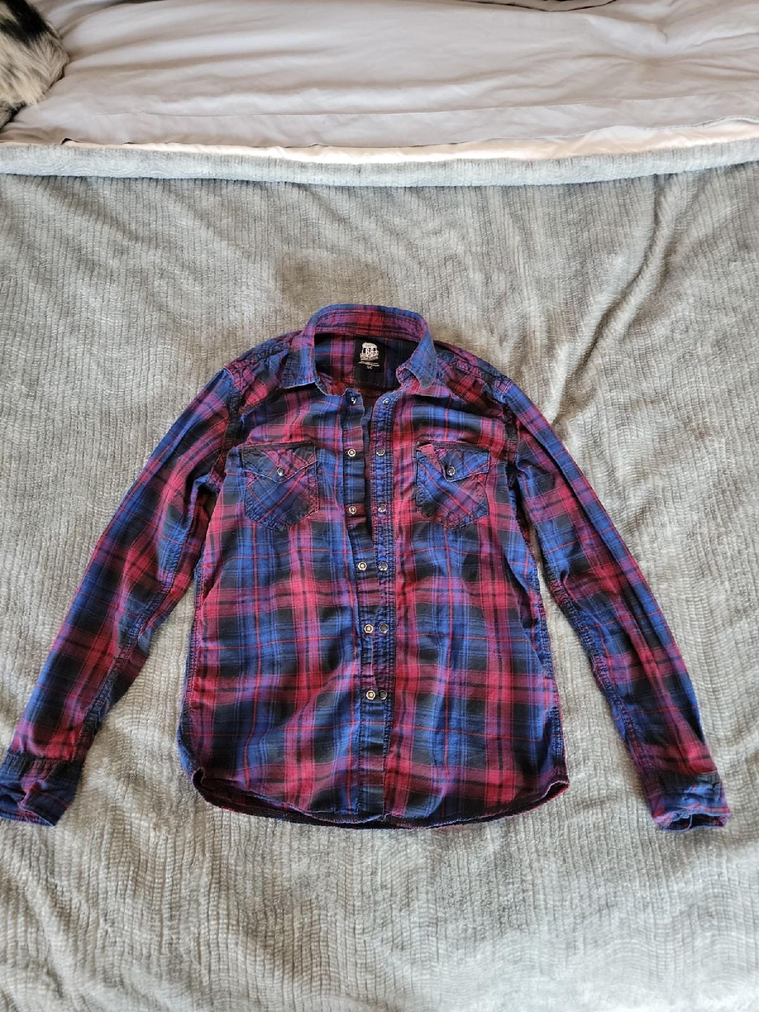 RT 66 women's Plaid button down shirt