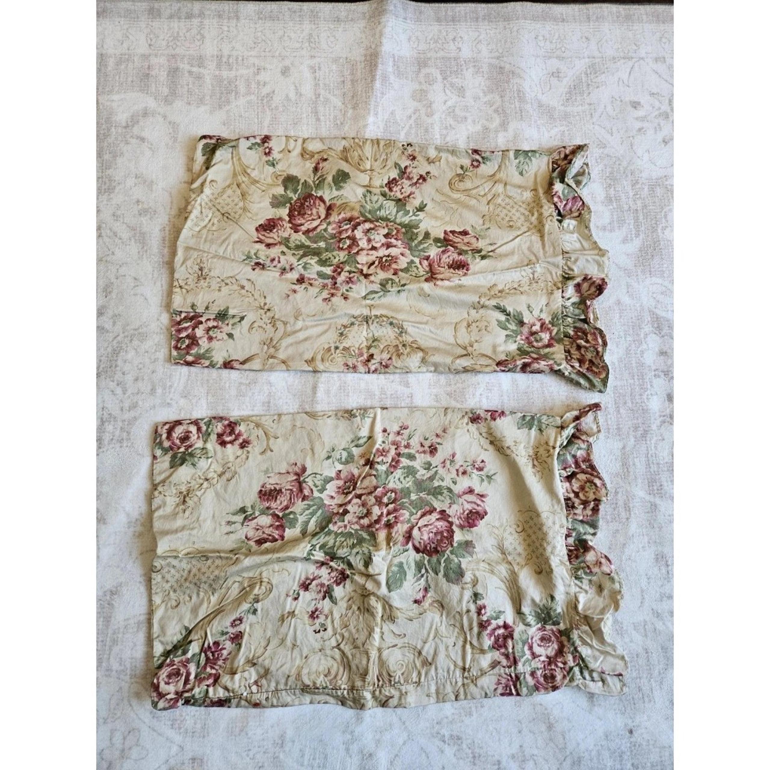 RALPH LAUREN Grosvenor Square Set of 2 Floral Pillowcase Standard Ruffle Vintage