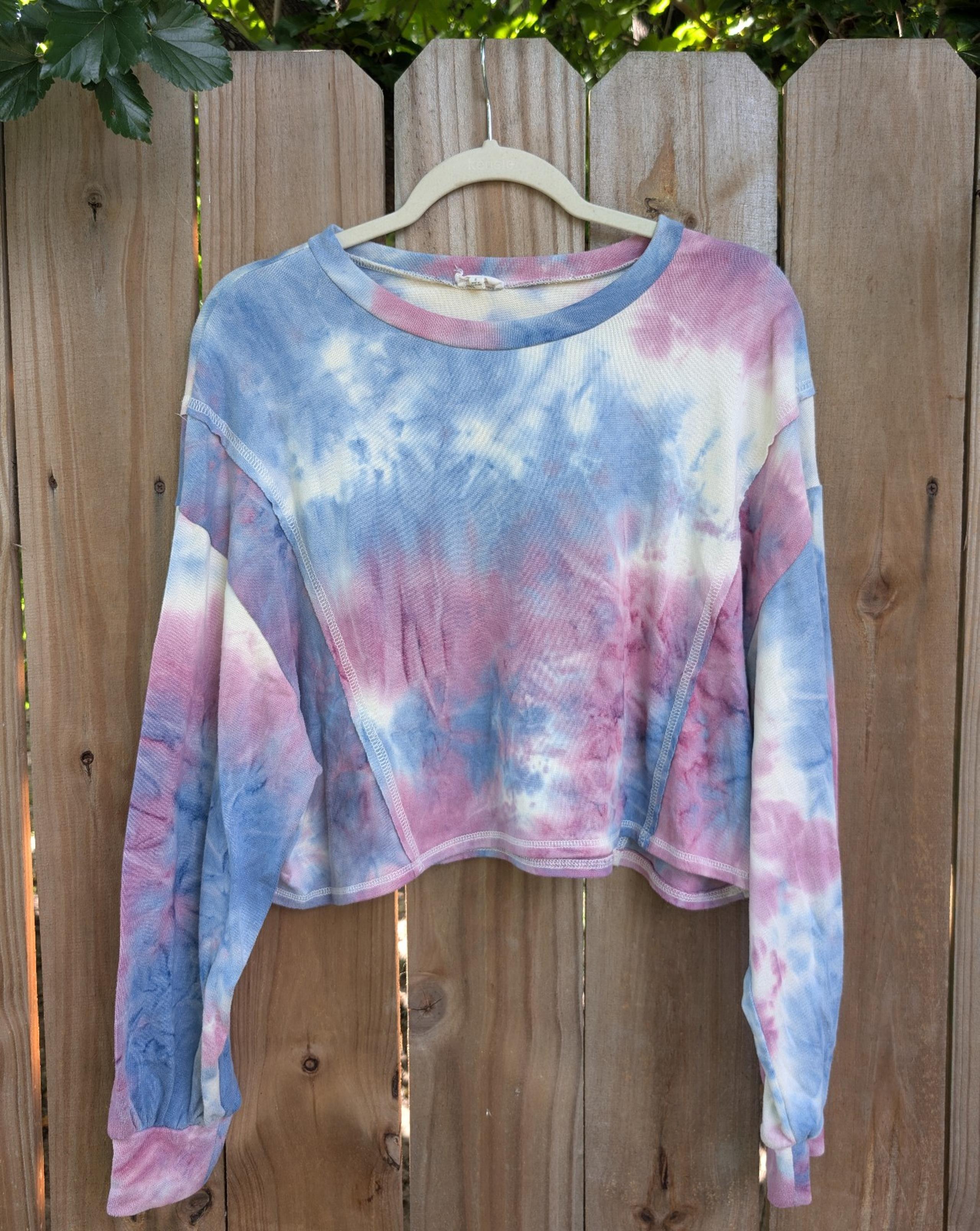 Le Lis Collection Blue and purple tie dye top