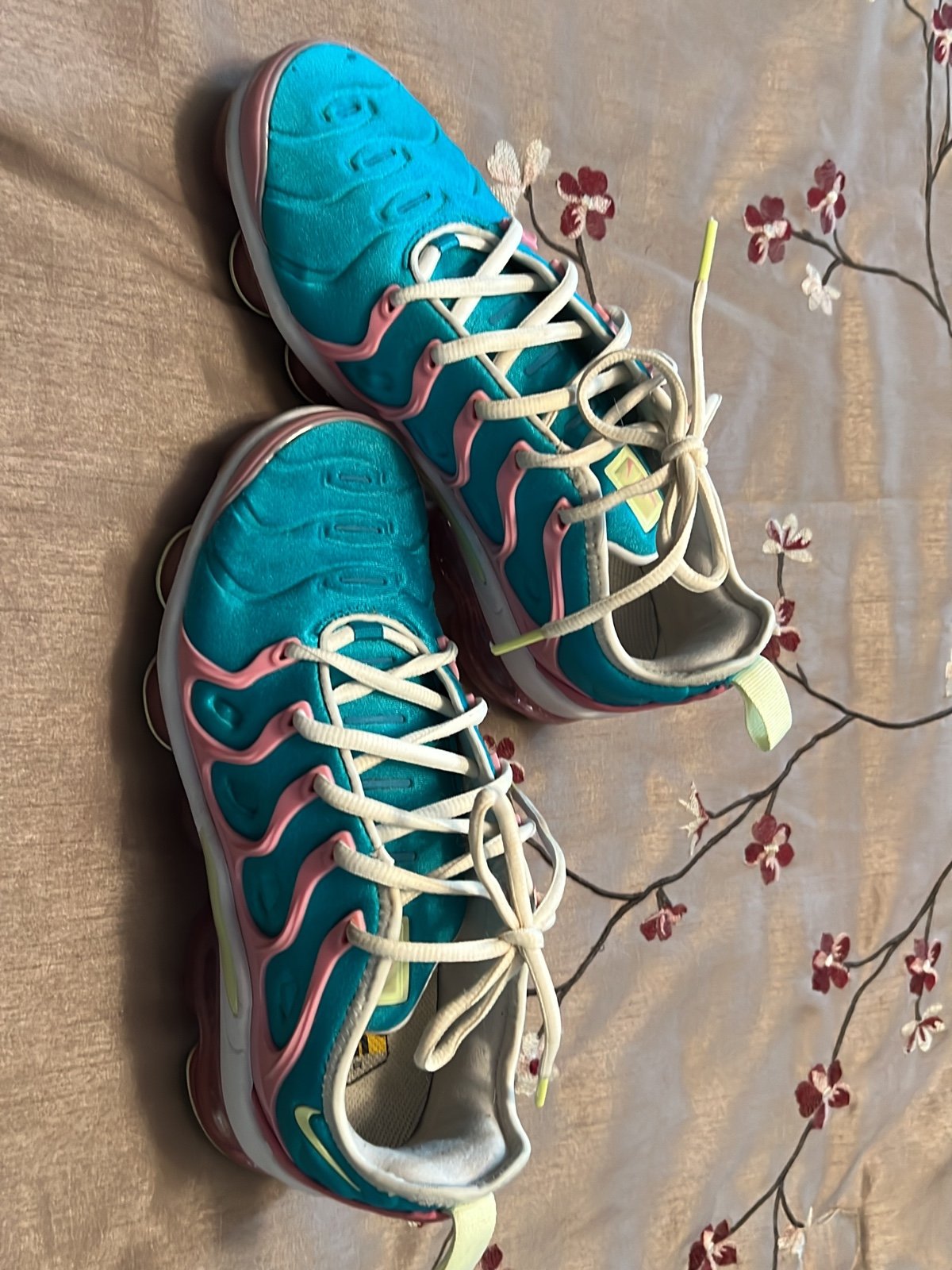Woman’s Nike VaporMax Plus (Easter)