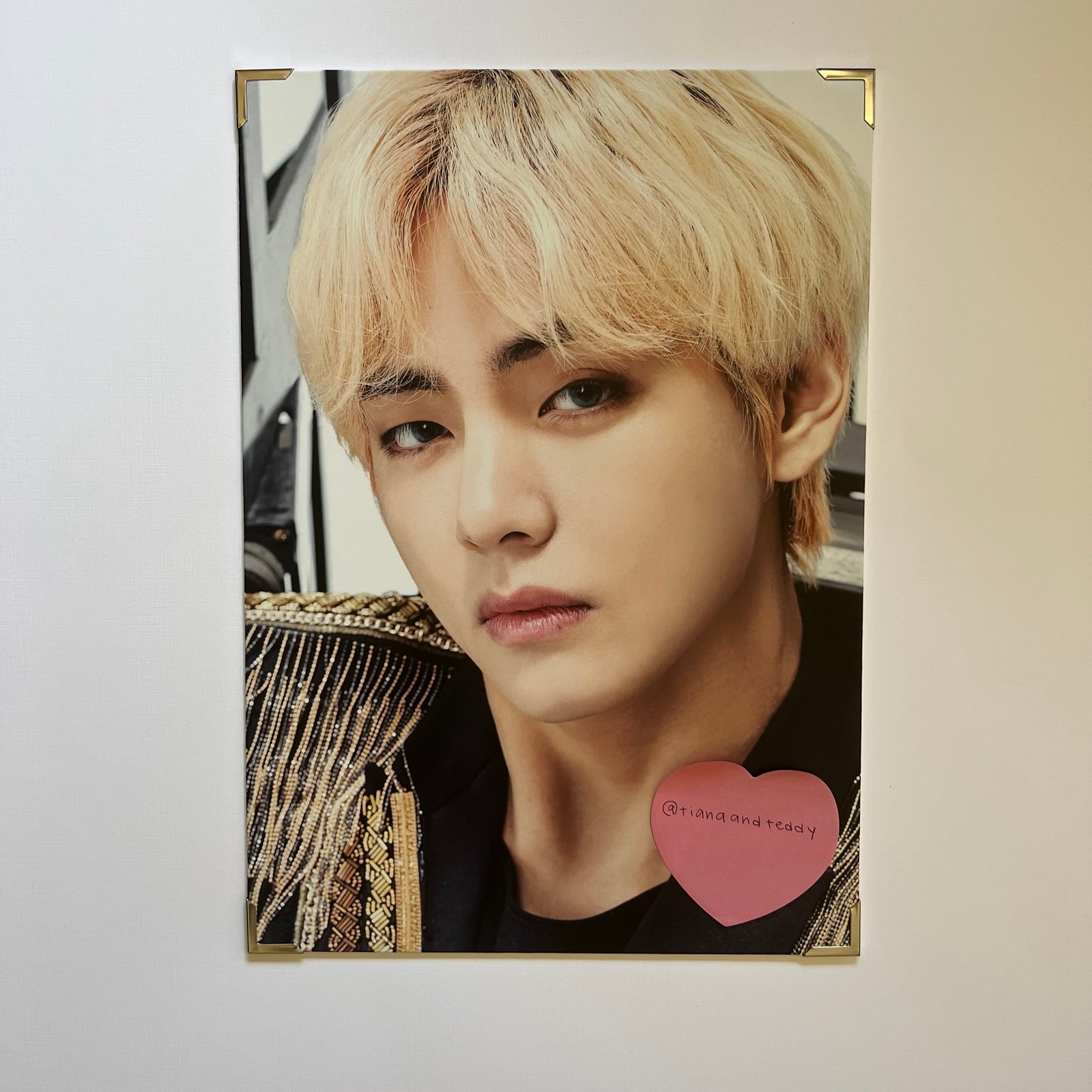 bts world tour love yourself speak yourself [the final] v/taehyung premium photo