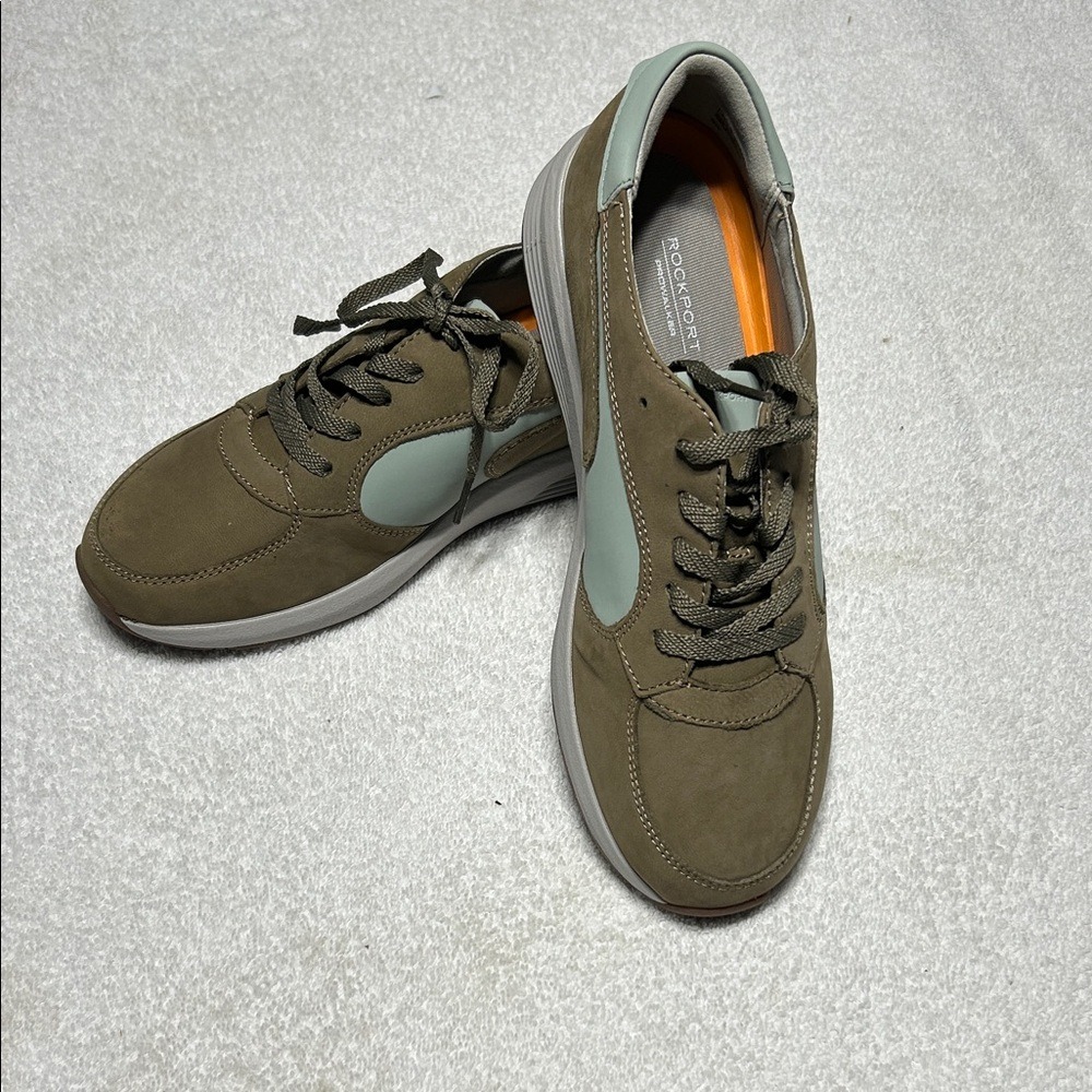 Rockport Women's Prowalk Olive and Mint Athletic Shoes Sz 8.5 NWOB