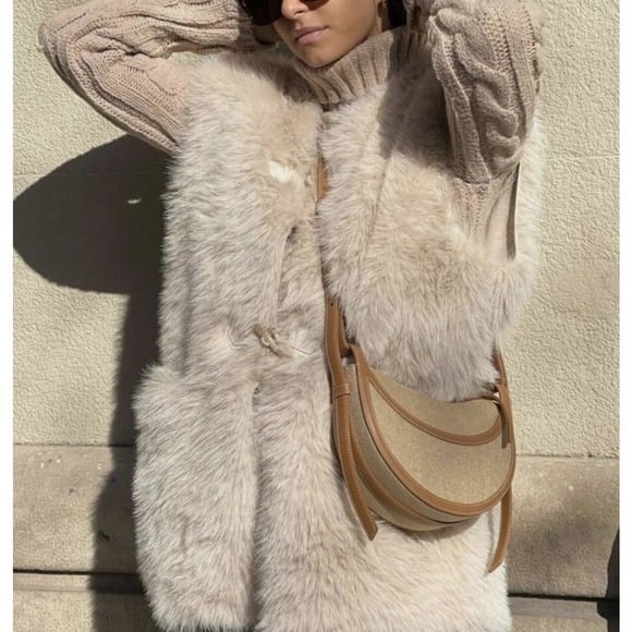 Faux Fur Vest Sleeveless Toggle Closure Warm Cozy Beige M