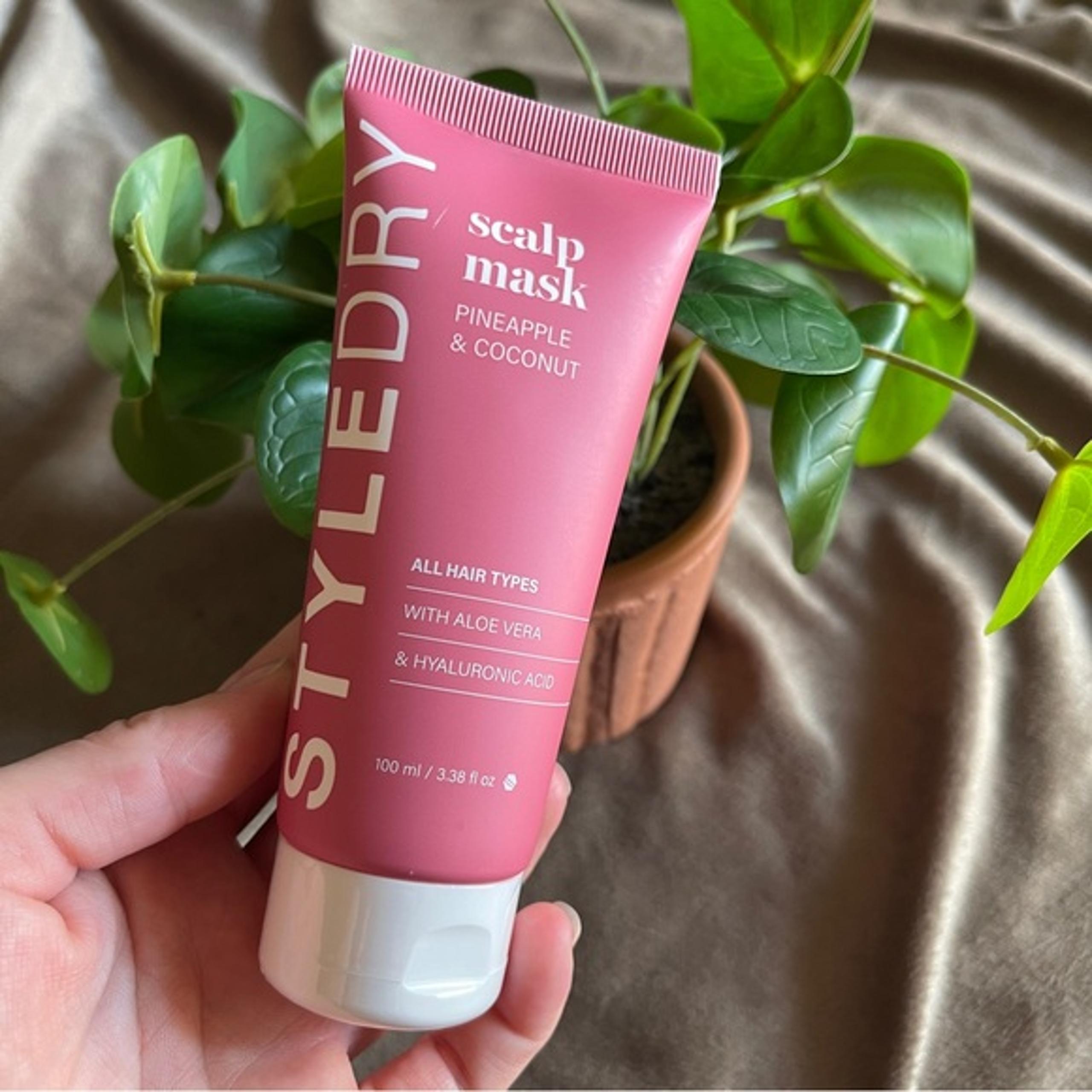 *NIB* STYLEDRY Scalp mask with hyaluronic acid and aloe vera