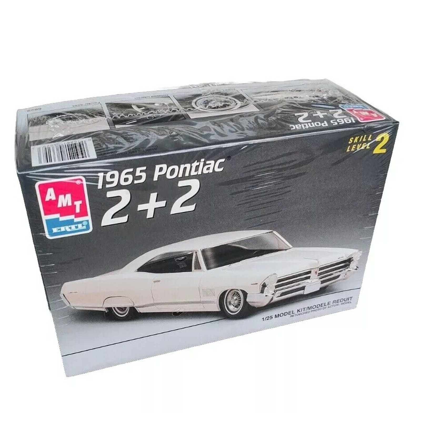 AMT 1965 Pontiac Catalina 2+2 421 V8 1:25 Scale Model Kit 6629