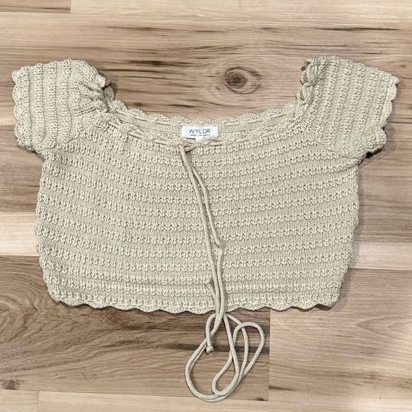 WYLDR Knit Crop Top with Tie Front Detail Tan Women’s Medium