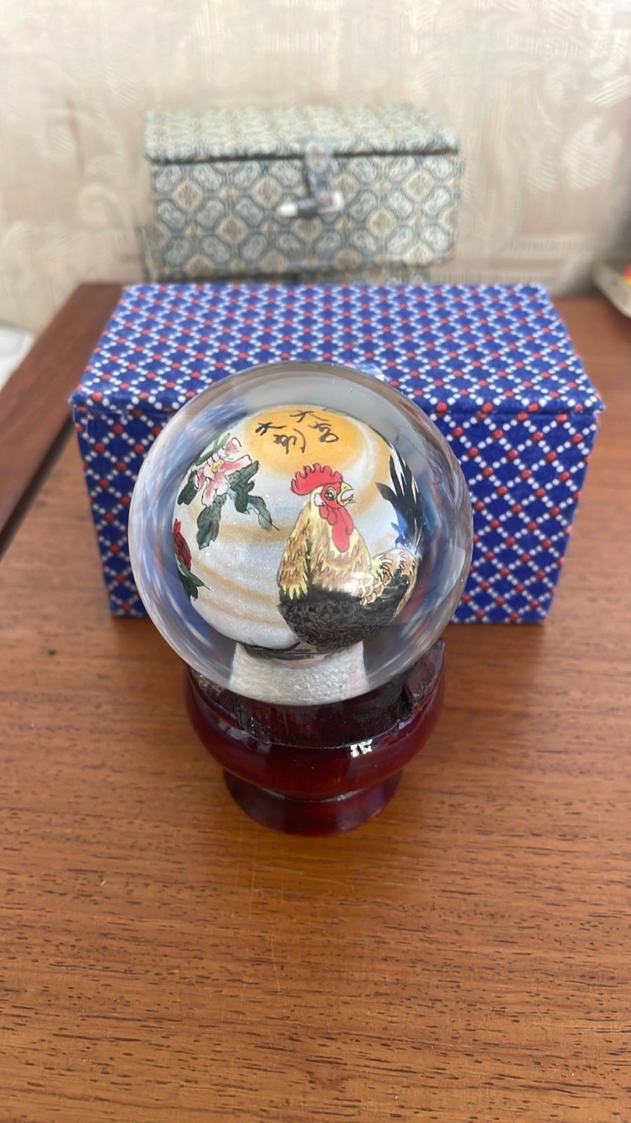 snuff bottle