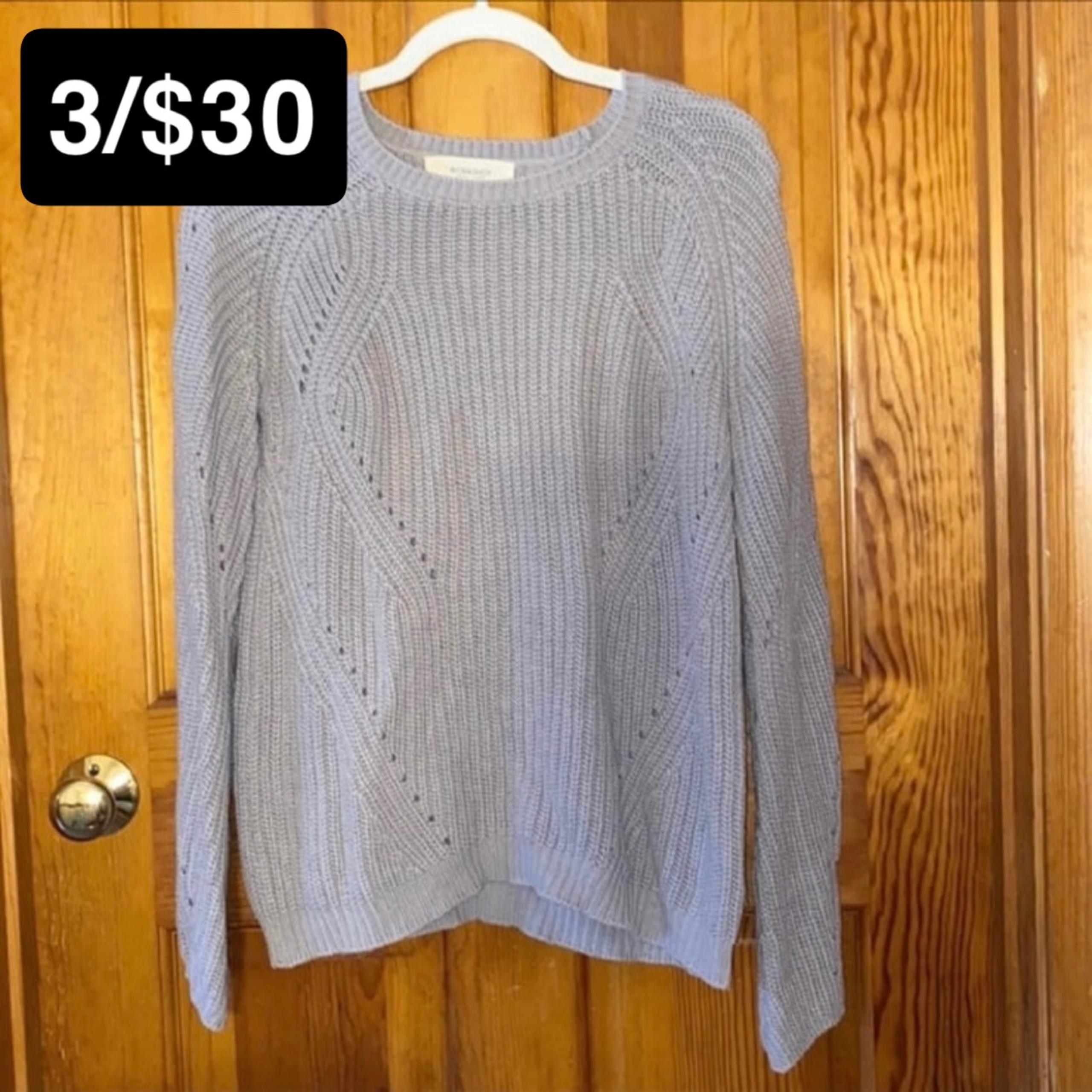 3/$30! EUC Workshop Republic Clothing Grey Crewneck Sweater, Size XS