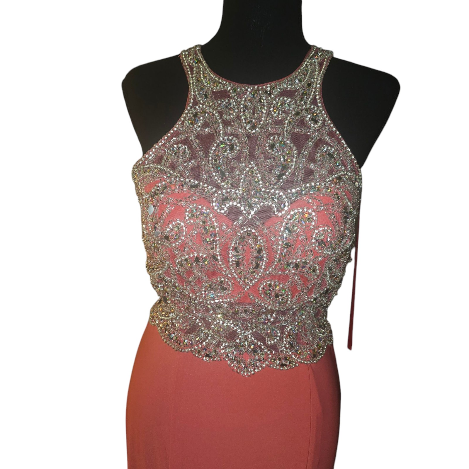 NEW WITH TAGS, LET'S CORAL FORMAL DRESS WITH EMBELLISHMENTS. SIZE SMALL