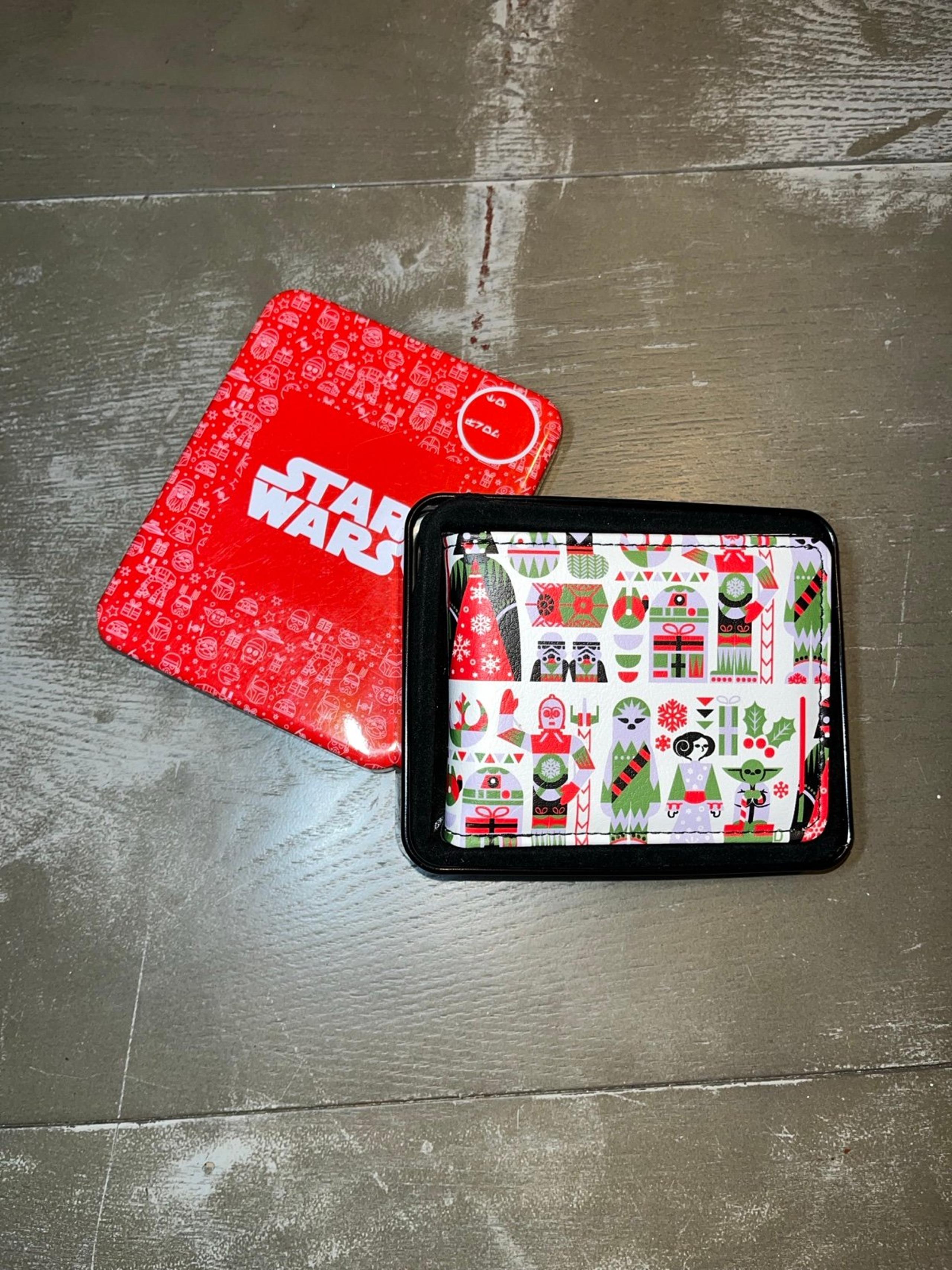 Star Wars Yoda Chewbacca Leia Darth C-3PO R2D2 Wallet NWT Men’s