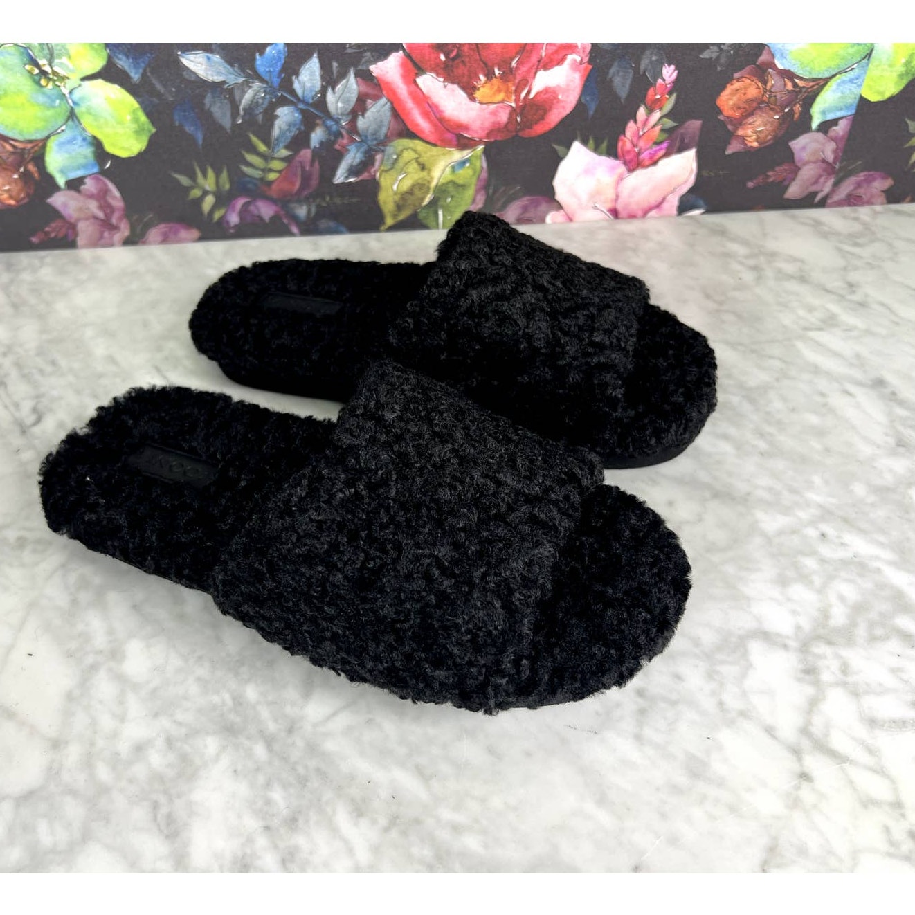 New Vince Kit-Black FB Sliders Slippers Size 7