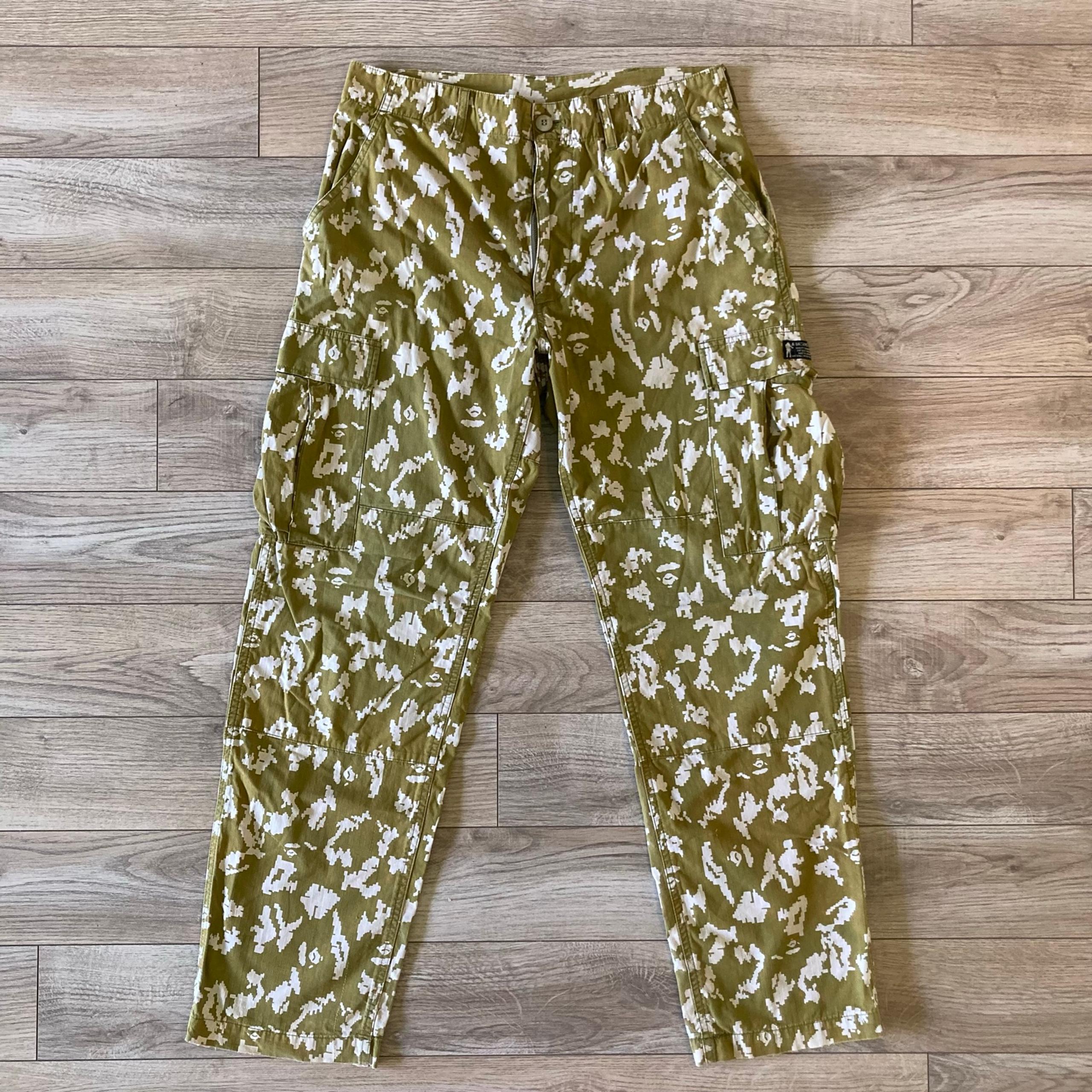 vtg 90s bape camo cargo pants RARE