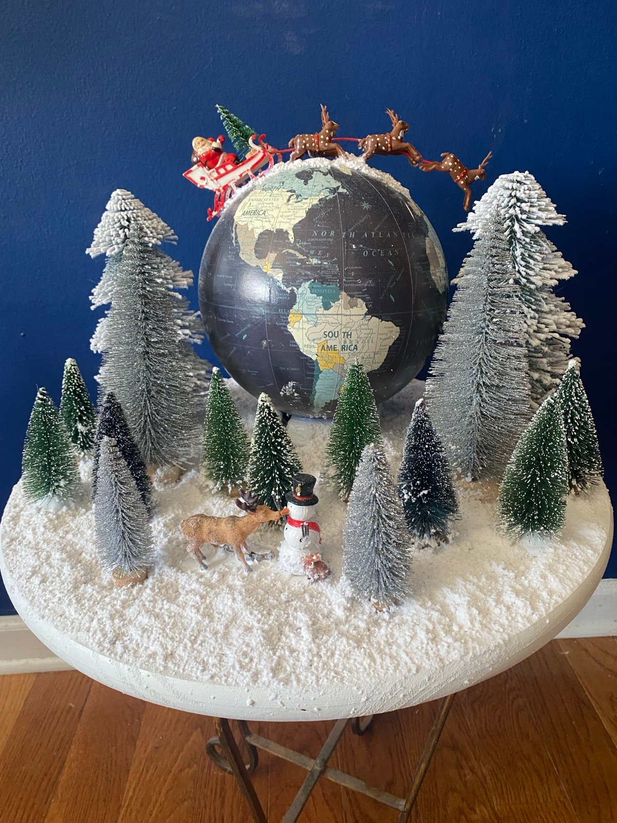 Vintage Santa snow globe scene reindeer snowman