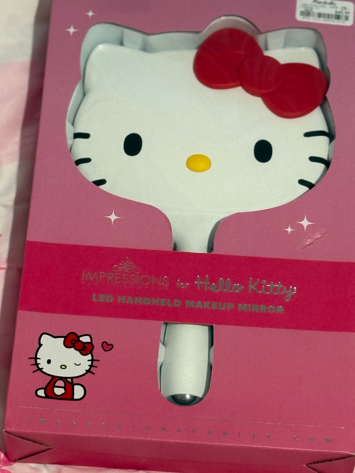 Hello kitty handheld mirror