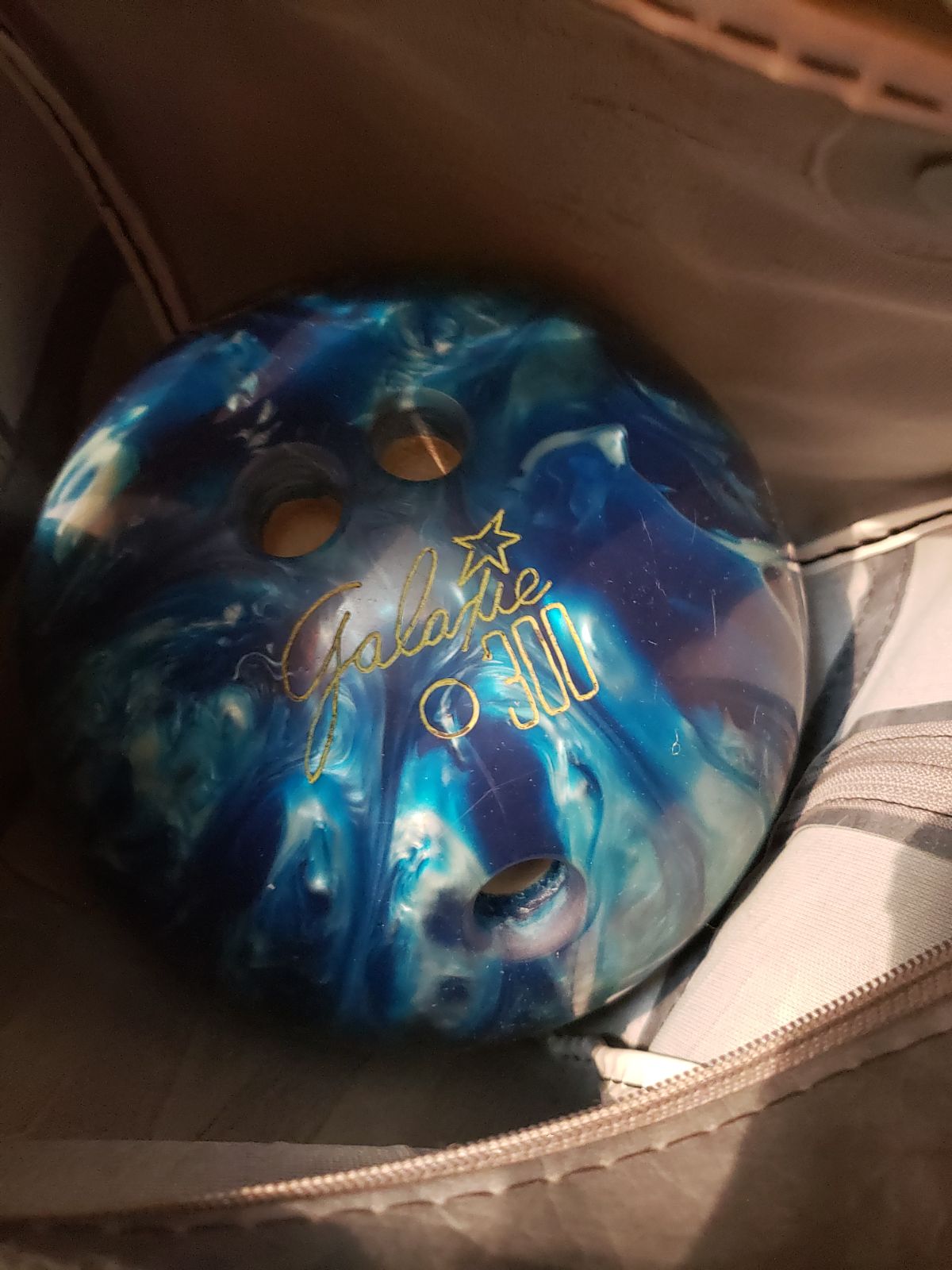 bowling ball w bag