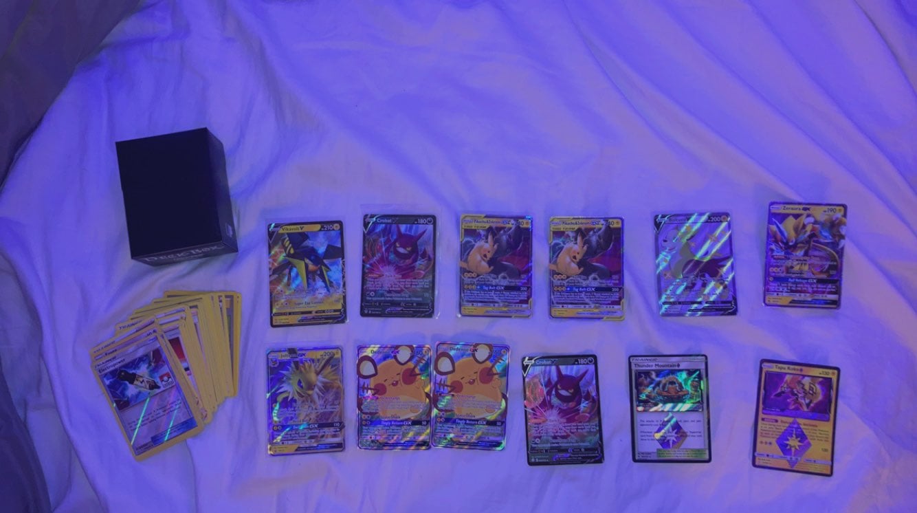 Pokemon Card Pikarom Deck 60 Cards