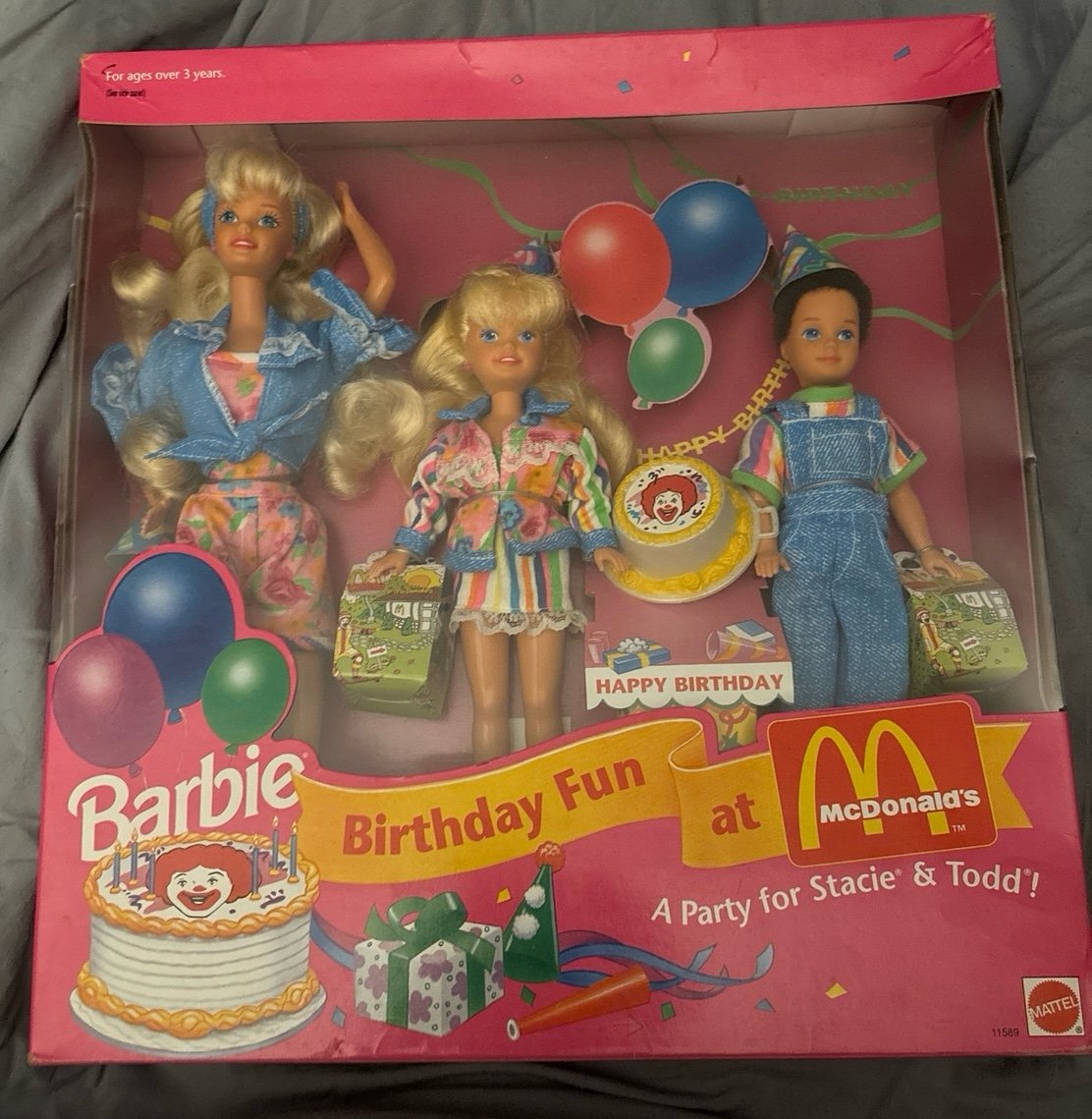 Barbie Birthday Fun Gift Set