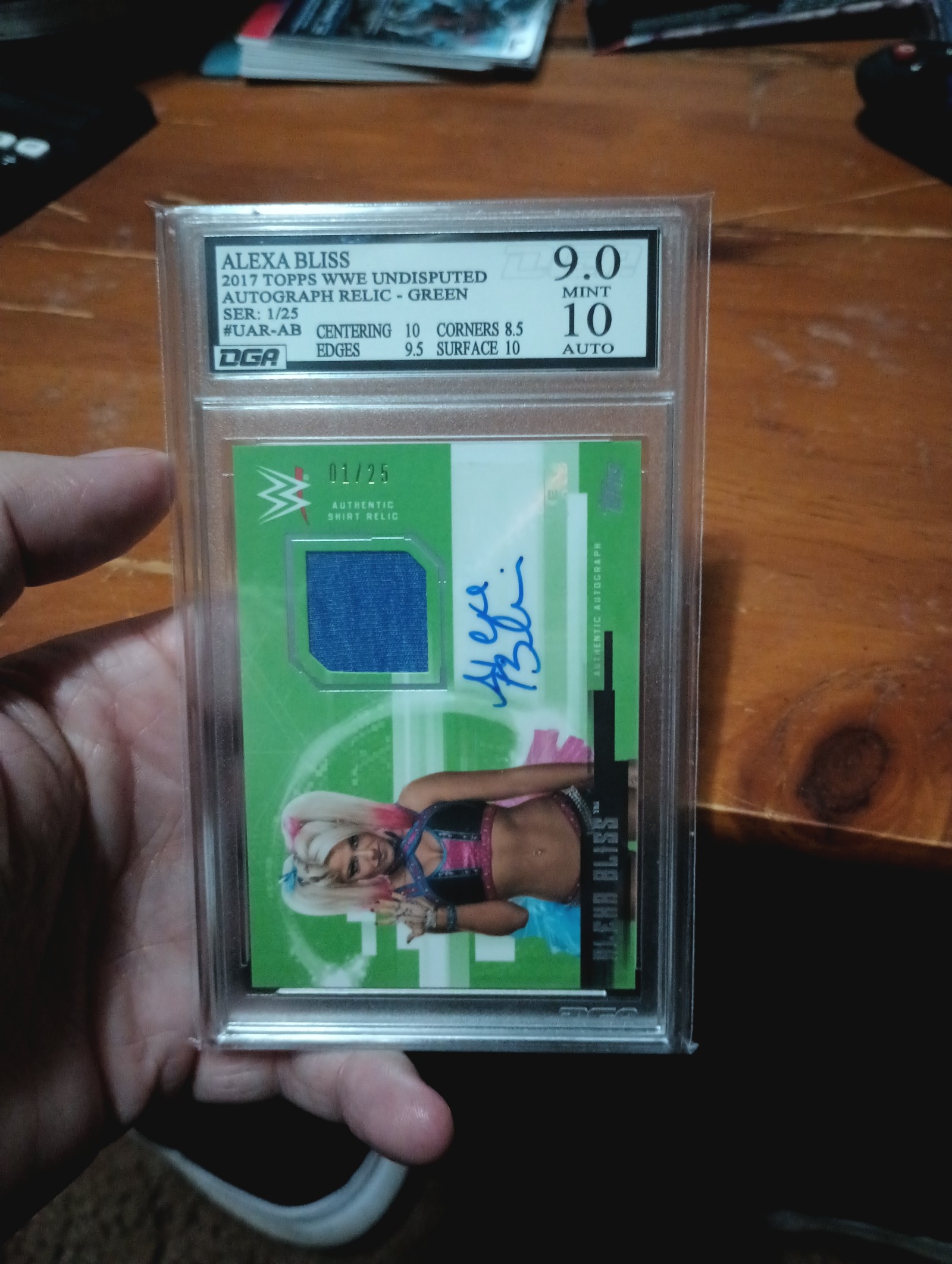 Alexa Bliss 2017 Topps WWE Undisputed DGA 9 10 Autograph 1/25 Relic Bookend
