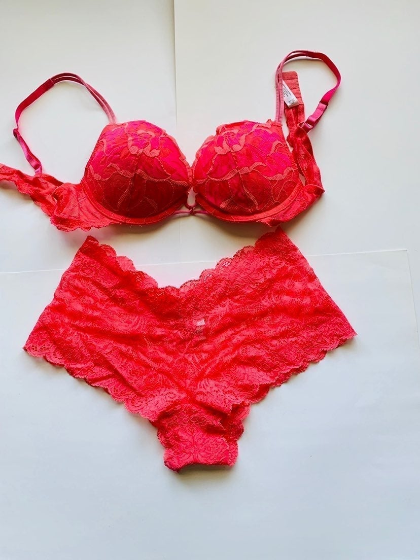 Bra and Panties Vicyoria Secrets