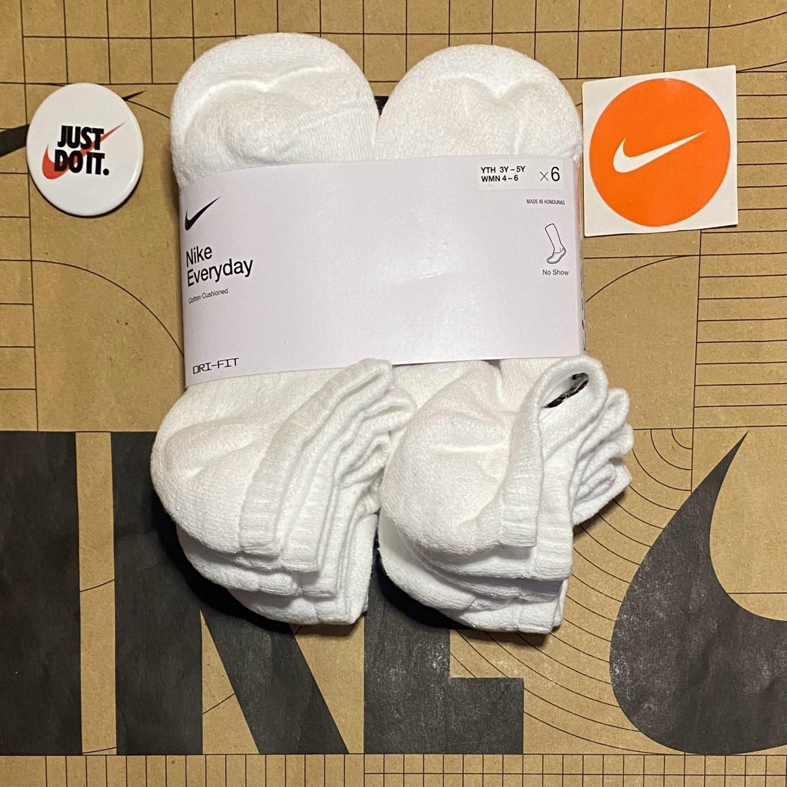 Nike dri-fit cushioned no show socks 6 pairs