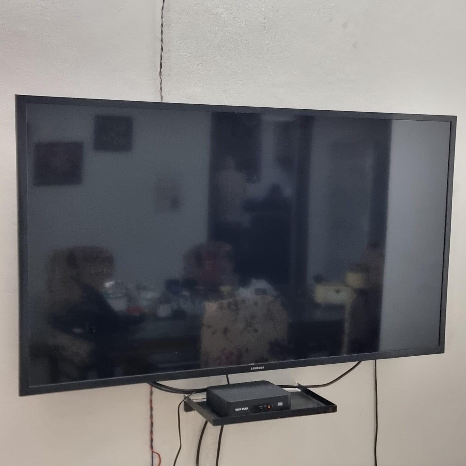 Samsung QE43LS05T 43in. LED TV