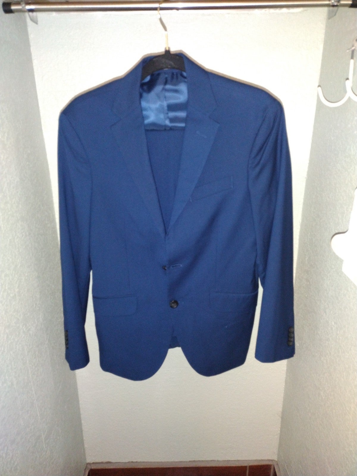 Men's suit