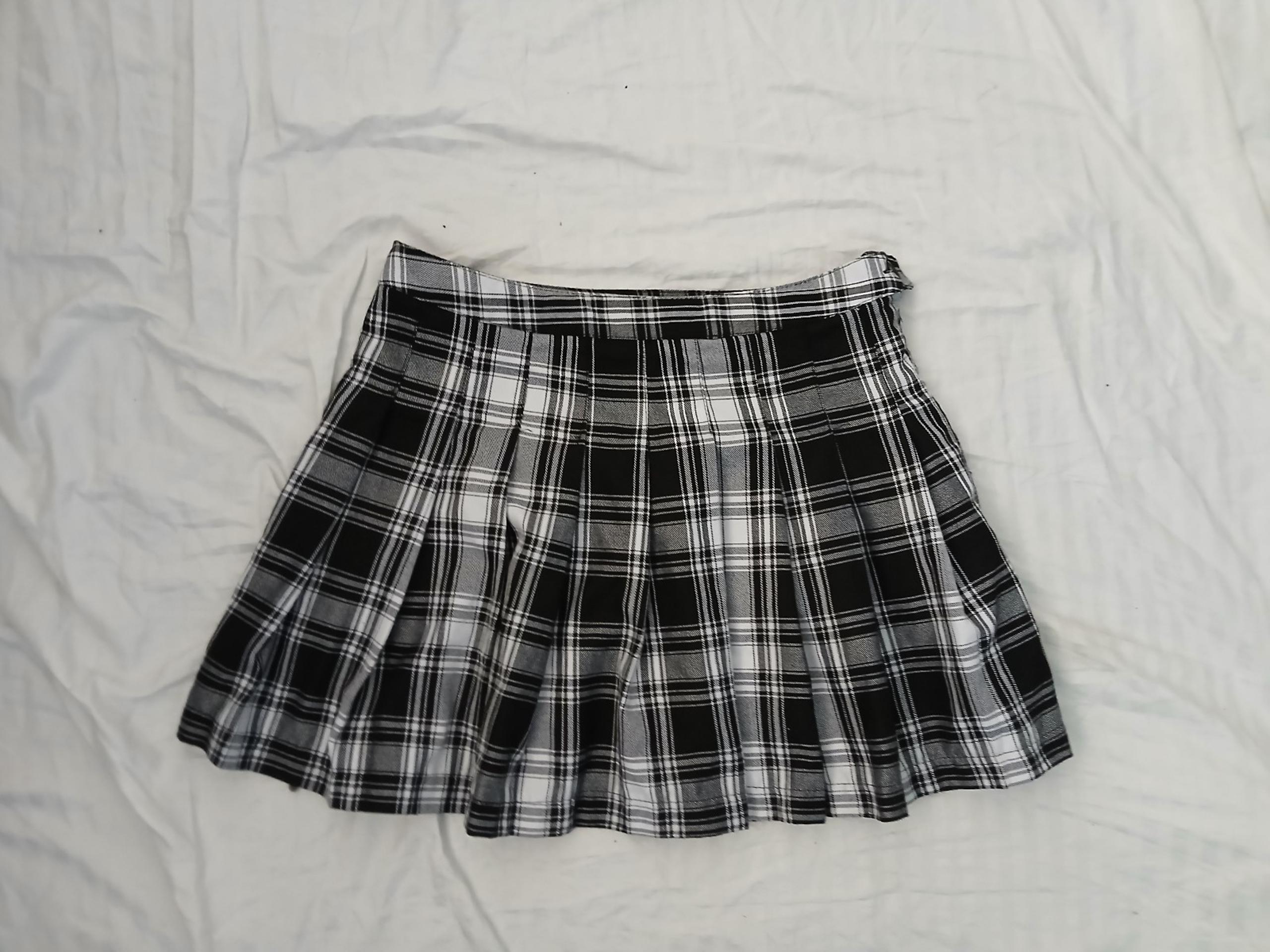 Justify black & white plaid mini skirt large  / 30" W