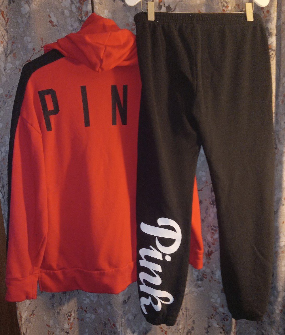 PINK Victoria's Secret Matching Set Hooded Sweatshirt and Sweatpants