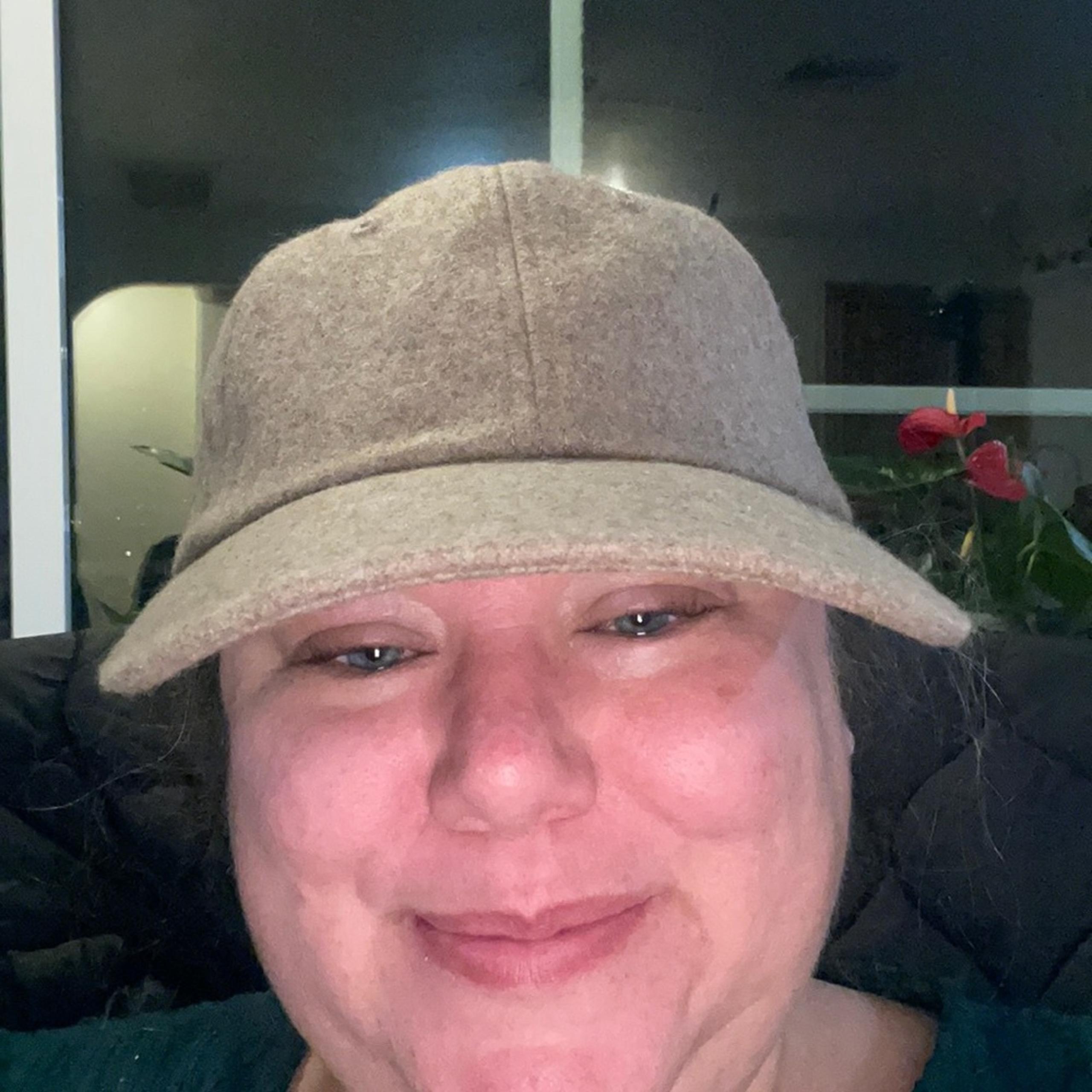New Cotton on classic dad hat coco bean felt wool