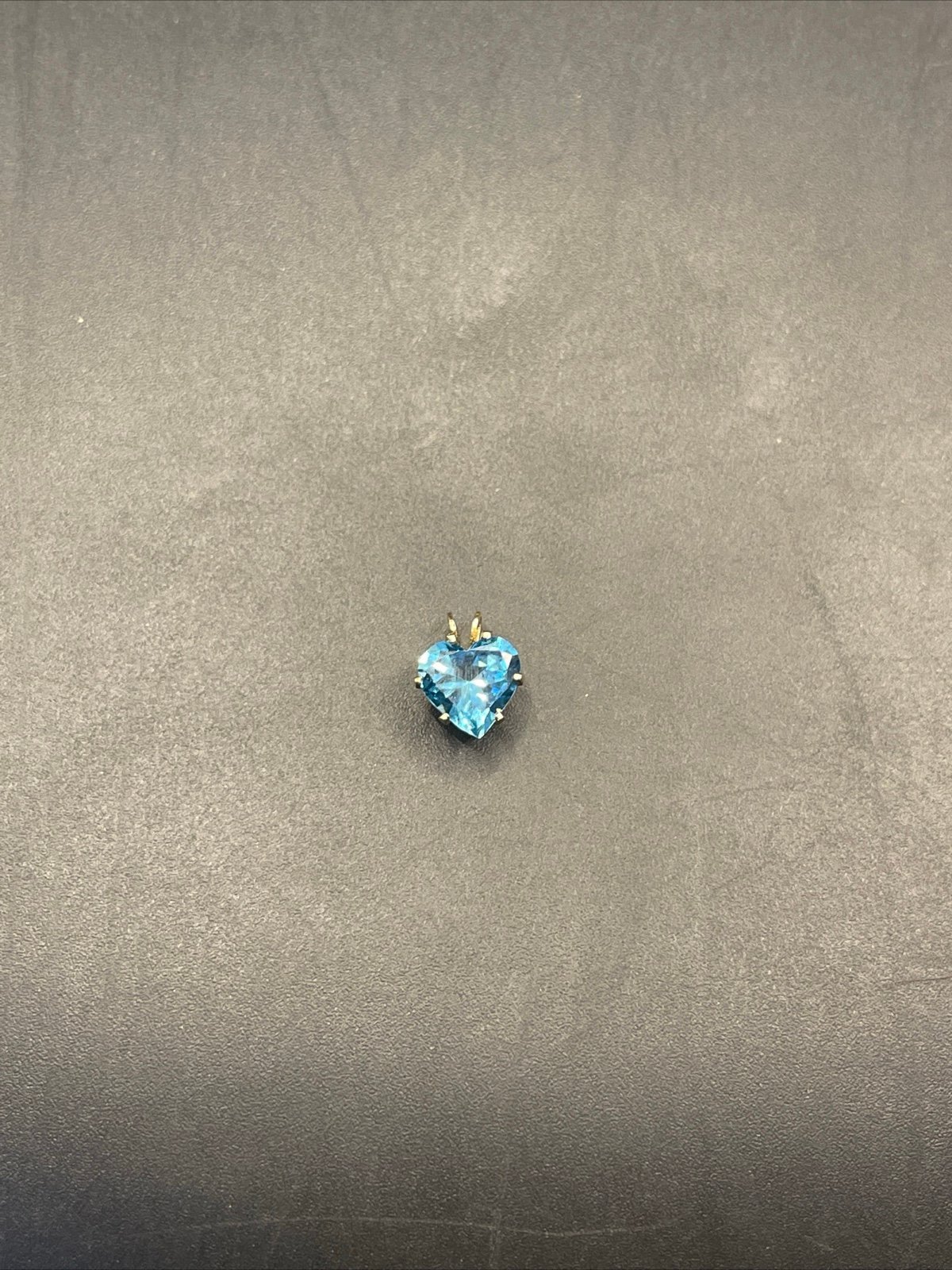 Pendent Heart Shape Topez stone 14 K bail 021224@