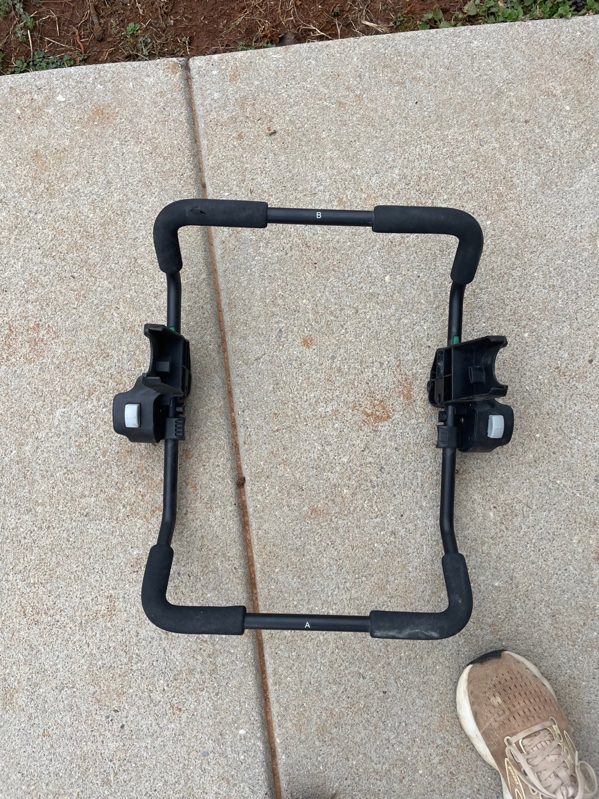 Baby jogger city select car seat adapter