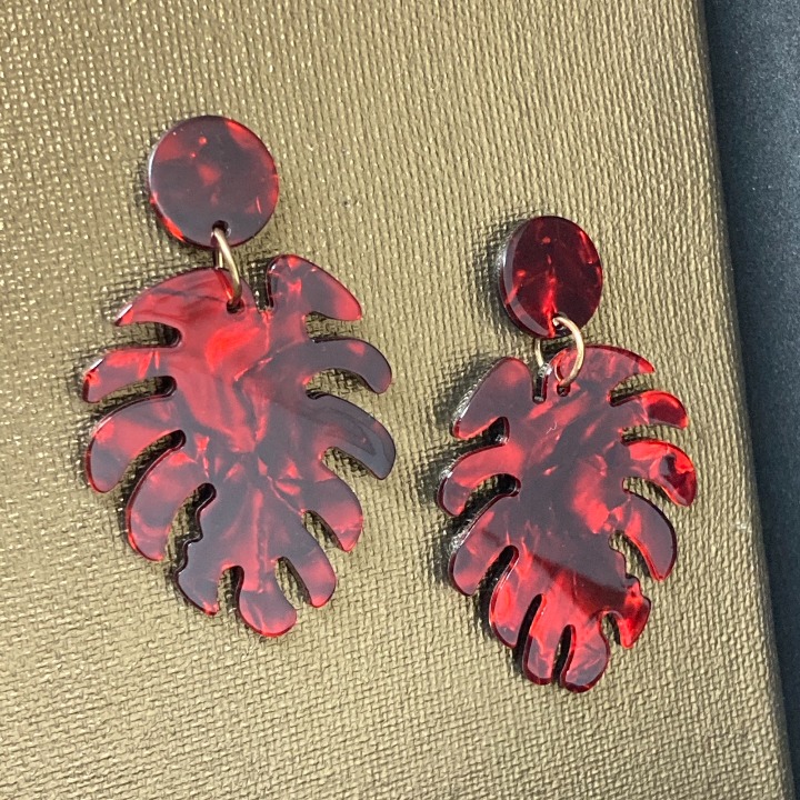 Red marbled leaf dangle earrings