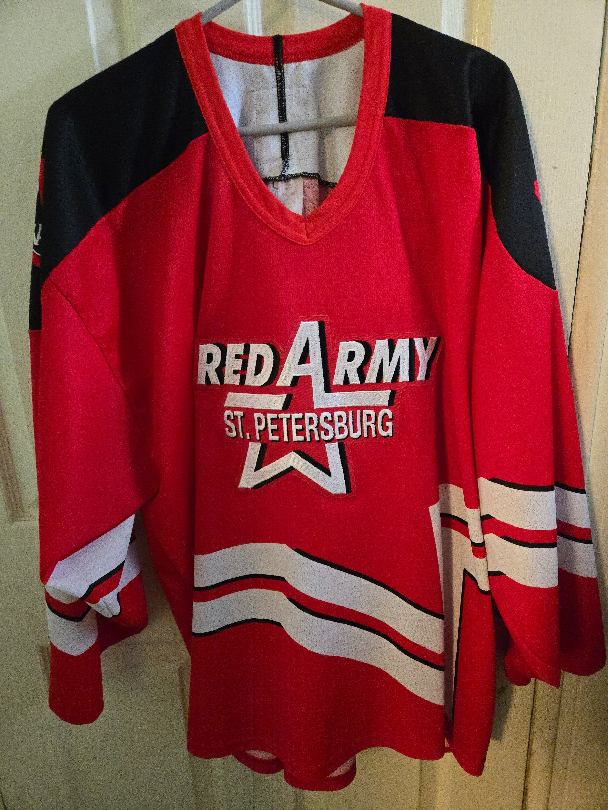 VINTAGE KHL RUSSIAN ST. PETERSBURG RED ARMY BAUER HOCKEY JERSEY MENS NEW SZ XL