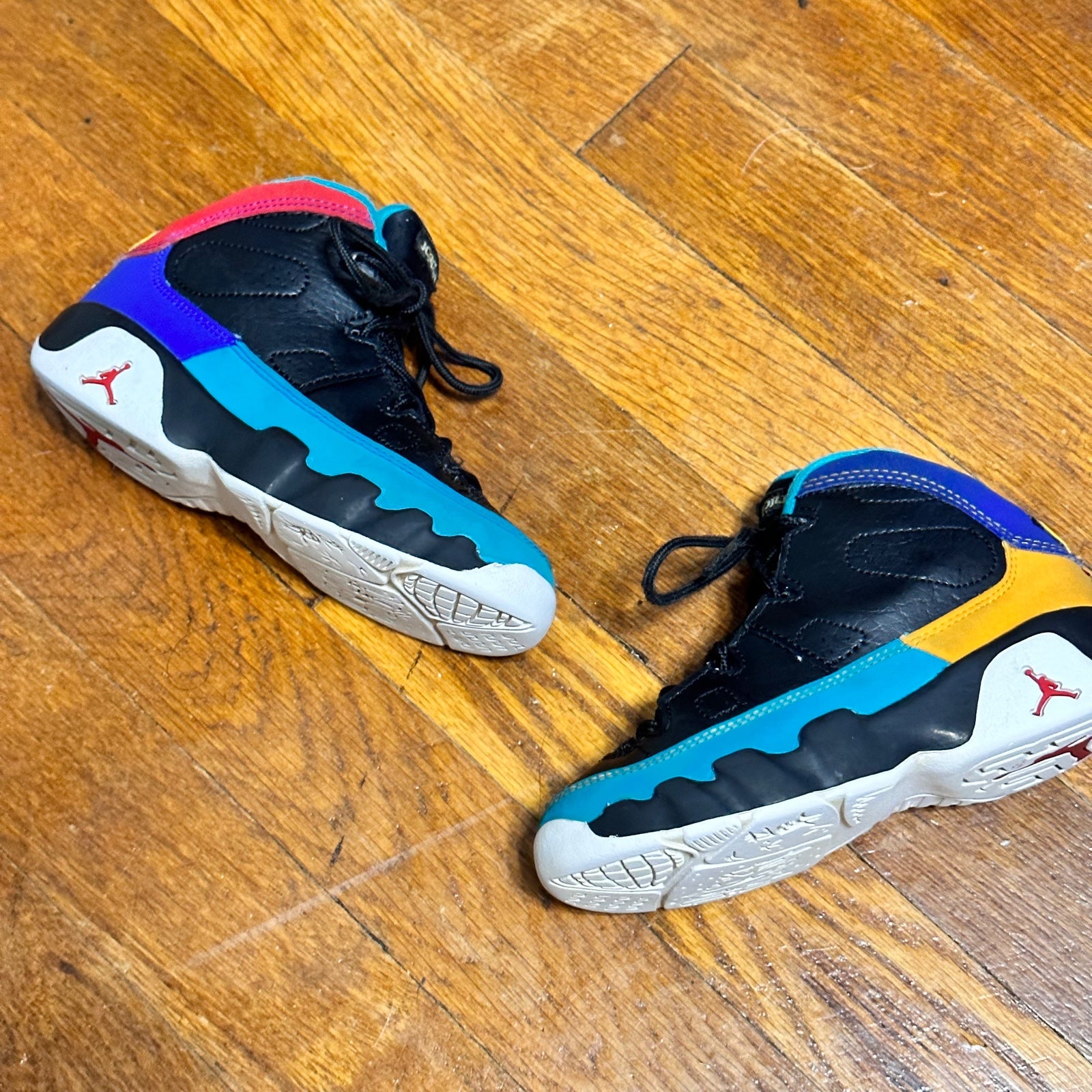 Air Jordan 9 Retro kids size 9