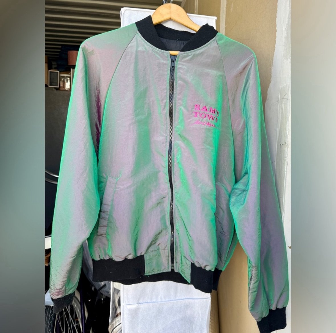 Sam’s Town Las Vegas Royal Flush Club Jacket - XL - Vintage Green Iridescent